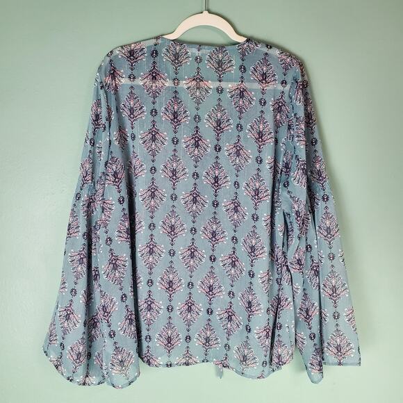 Maurices Womens Lace Up Sheer Boho Metallic Blouse Top Size 2 - Picture 2 of 7